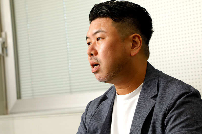 世⽥⾕区 DX推進担当部 DX推進担当課 DX推進担当係⻑ 内⽥ 翼 ⽒